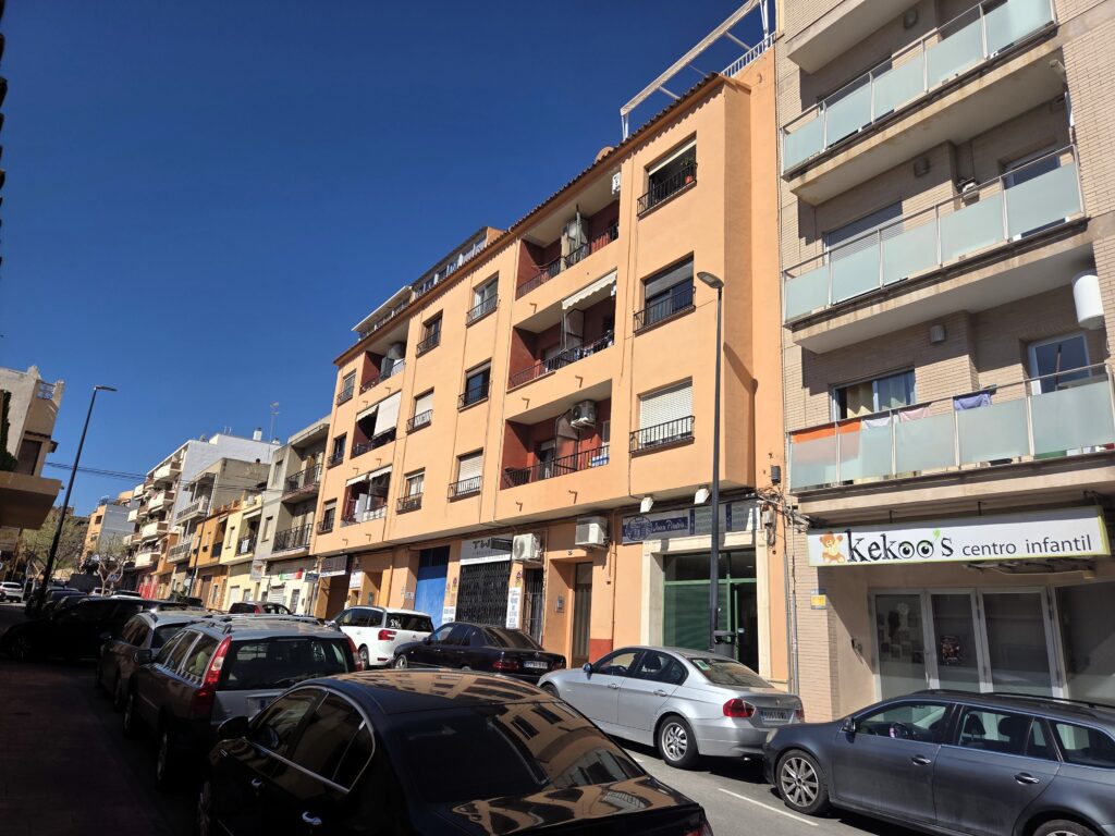 For large families or rental investment!