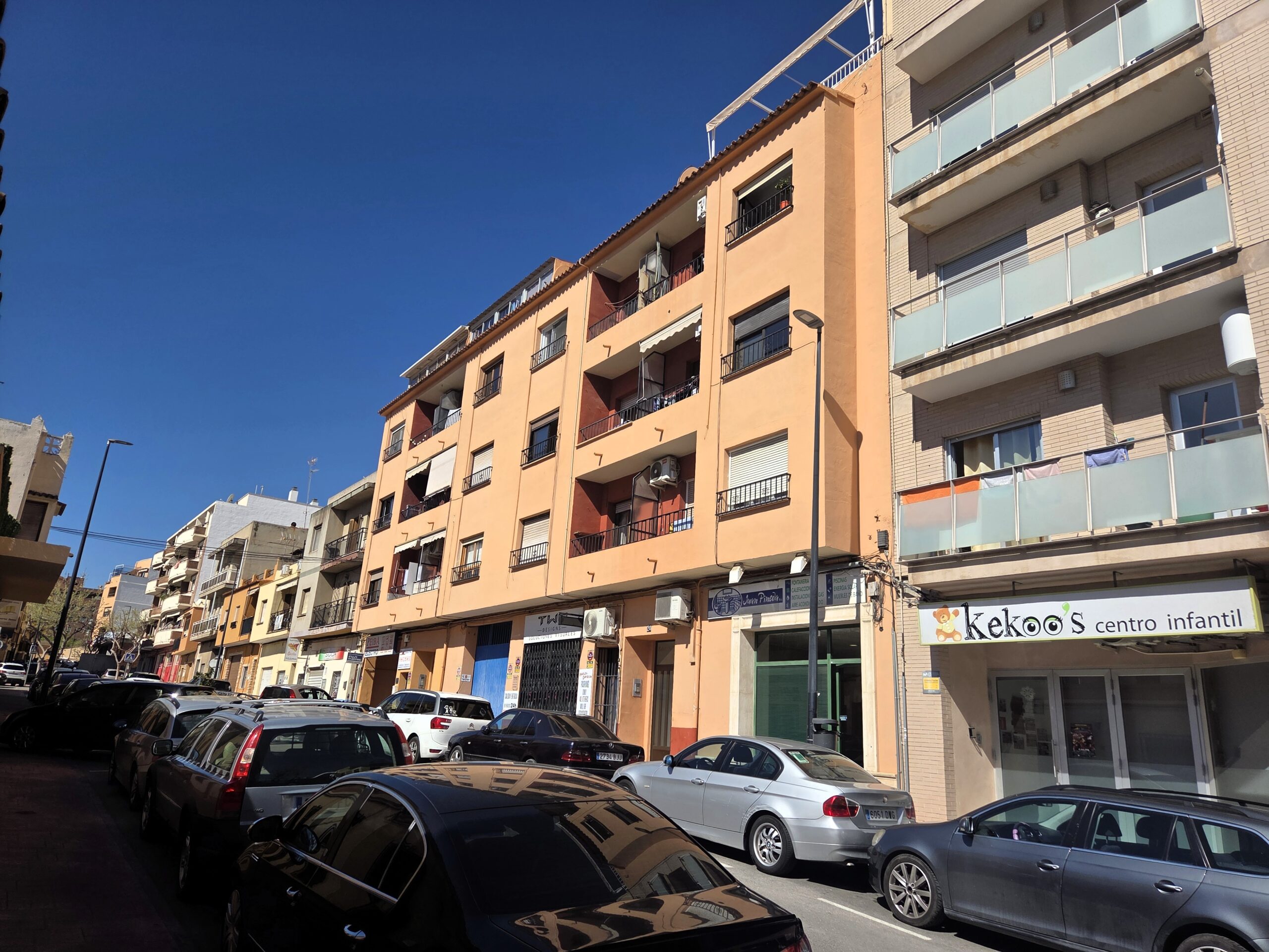 For large families or rental investment!